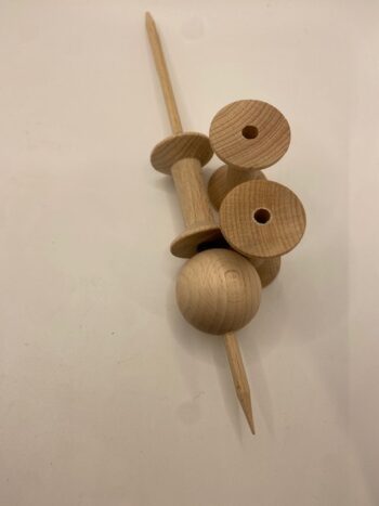 Kugel-Handspindel mit 3 Spulen – Bild 3